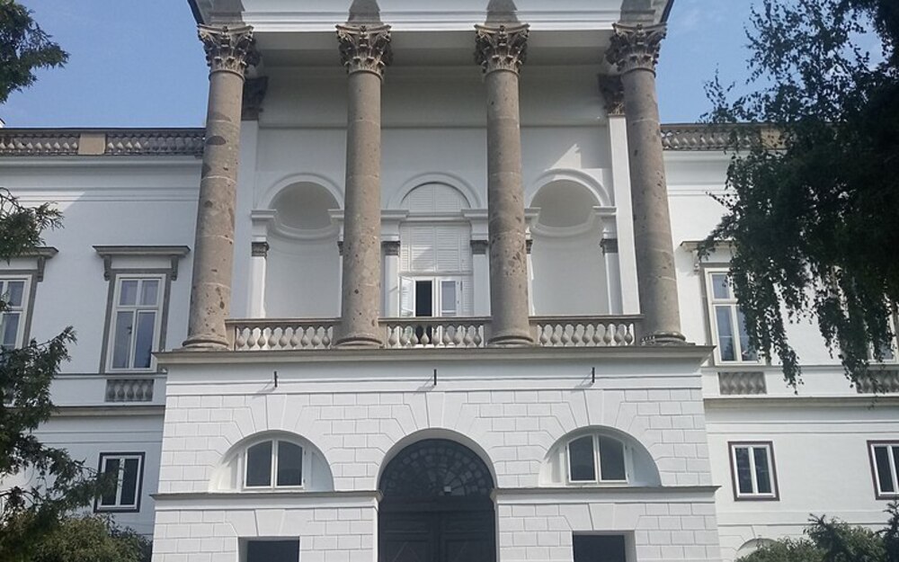 Slovensko - Jarné Arborétum + Topoľčianky - zámok + poľovnícky zámoček + žrebčín 24,- €